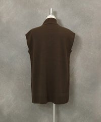 ウール100％チュニック丈ニットベスト後（ブラウン）