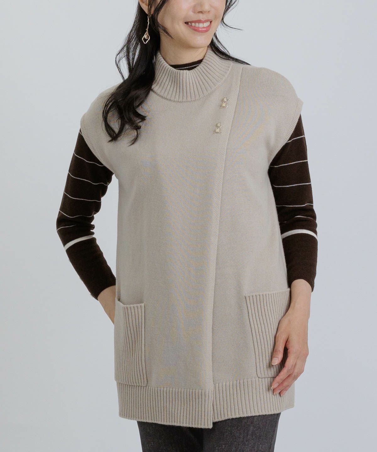 モデル着用画像（ベージュ）