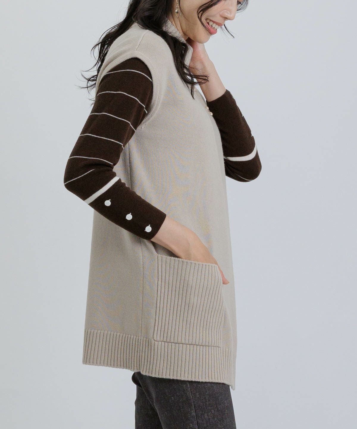 モデル着用画像（ベージュ）