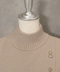 首元部分（ベージュ）