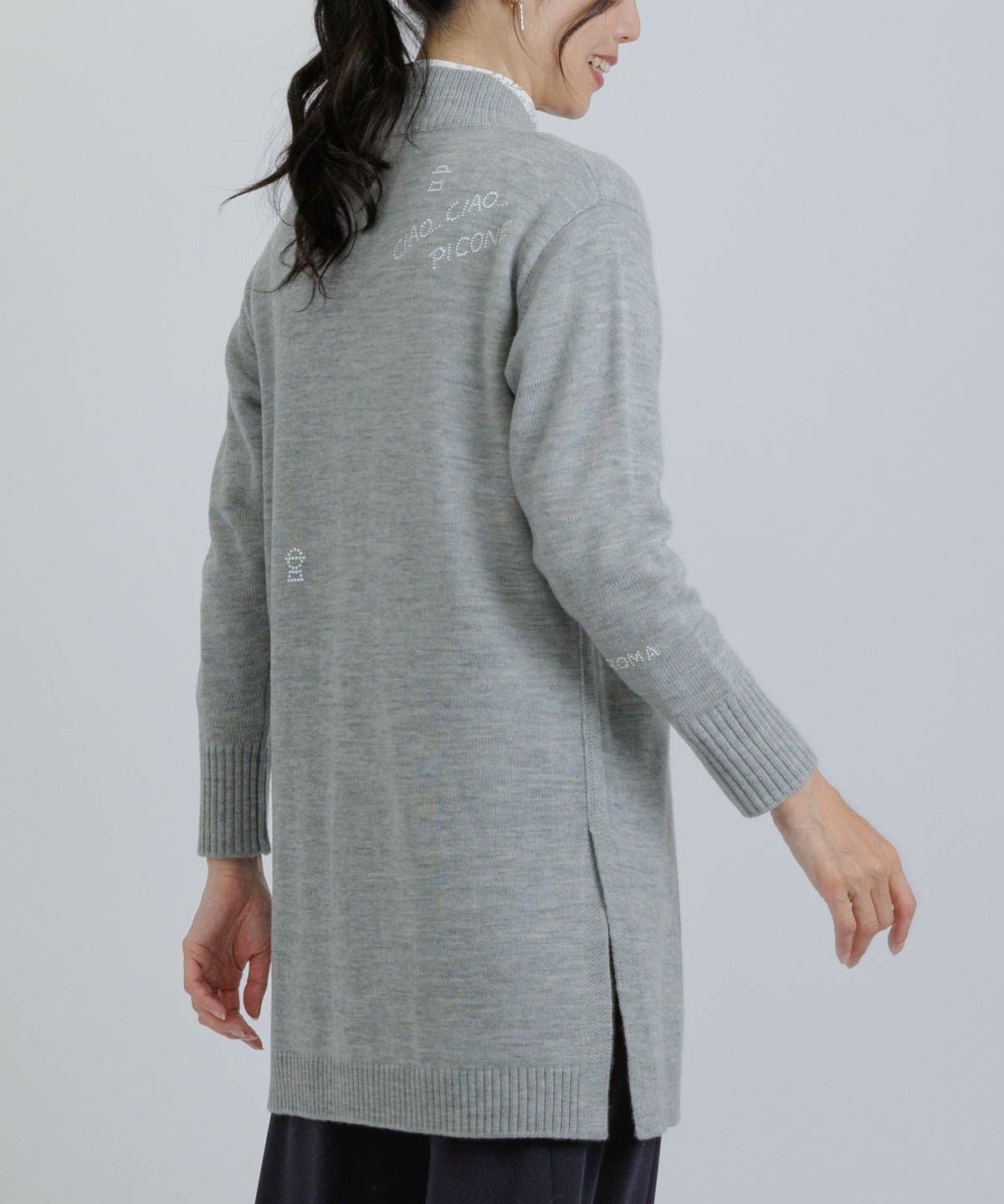 モデル着用画像（ライトグレー）