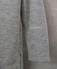 袖デザイン部分（ライトグレー）