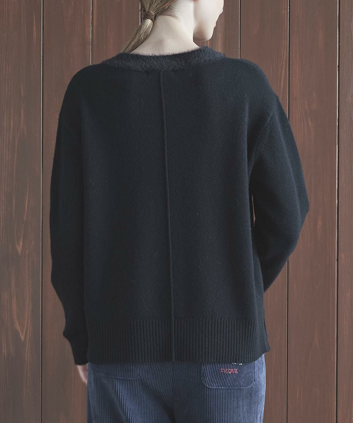 モデル着用画像（ブラック）