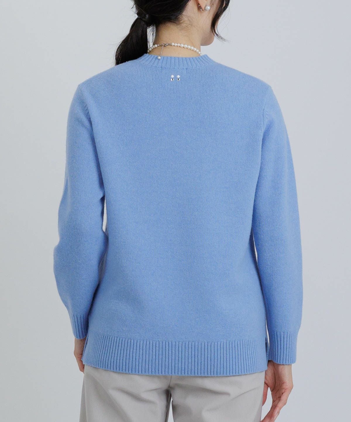 モデル着用画像（ブルー）