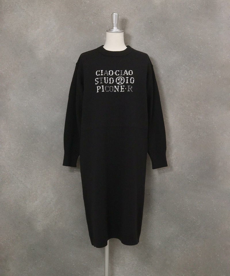 ウール混ロゴニットワンピース（ブラック）