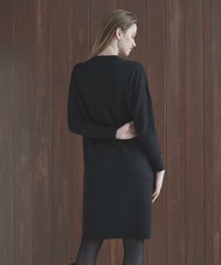 モデル着用カタログ画像（ブラック）