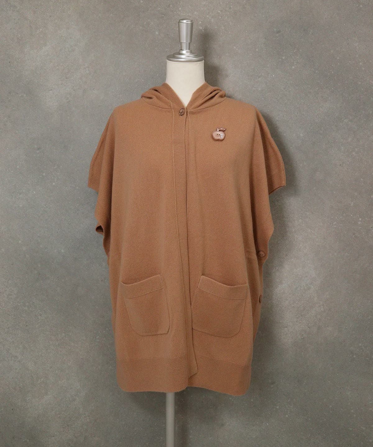 カシミヤ100％ポンチョ風ベスト（キャメル）