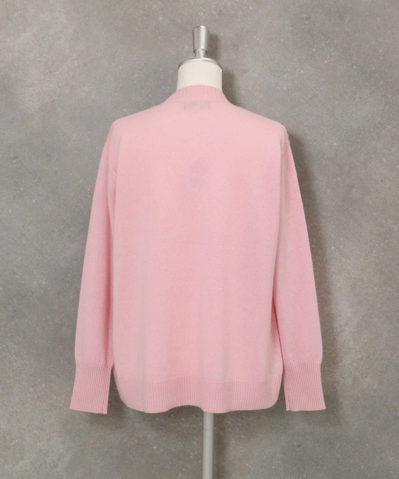 カシミヤ100％ビーズ刺繍ニット後（ピンク）