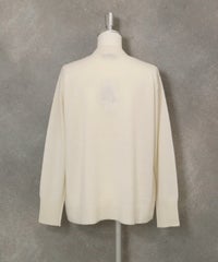 カシミヤ100％ビーズ刺繍ニット後（ホワイト）