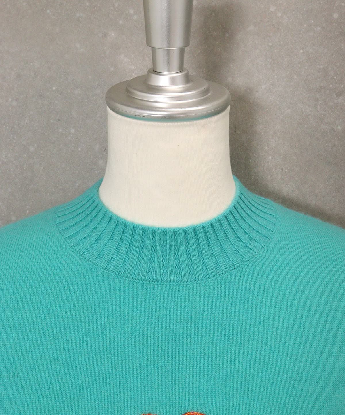 首元部分（ライトグリーン）