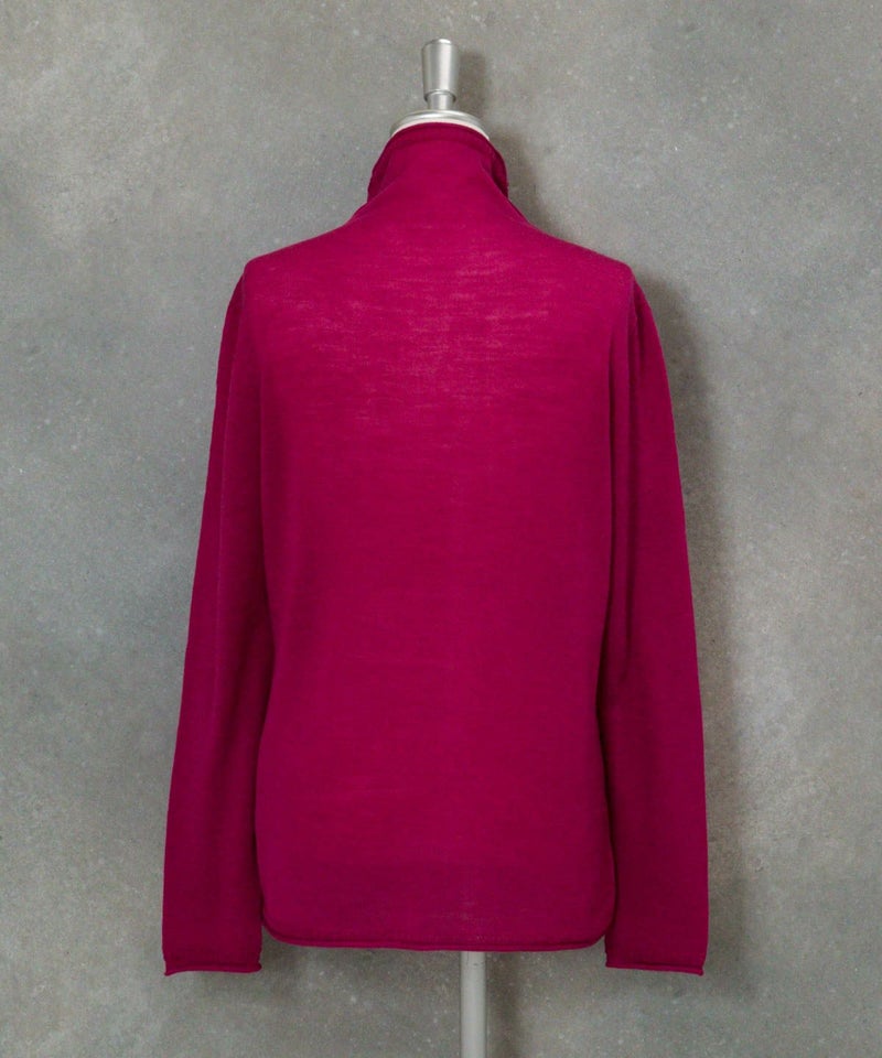 ウール100％ホールガーメントニット後（ピンク）