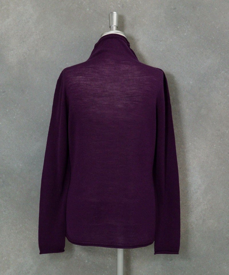 ウール100％ホールガーメントニット後（パープル）
