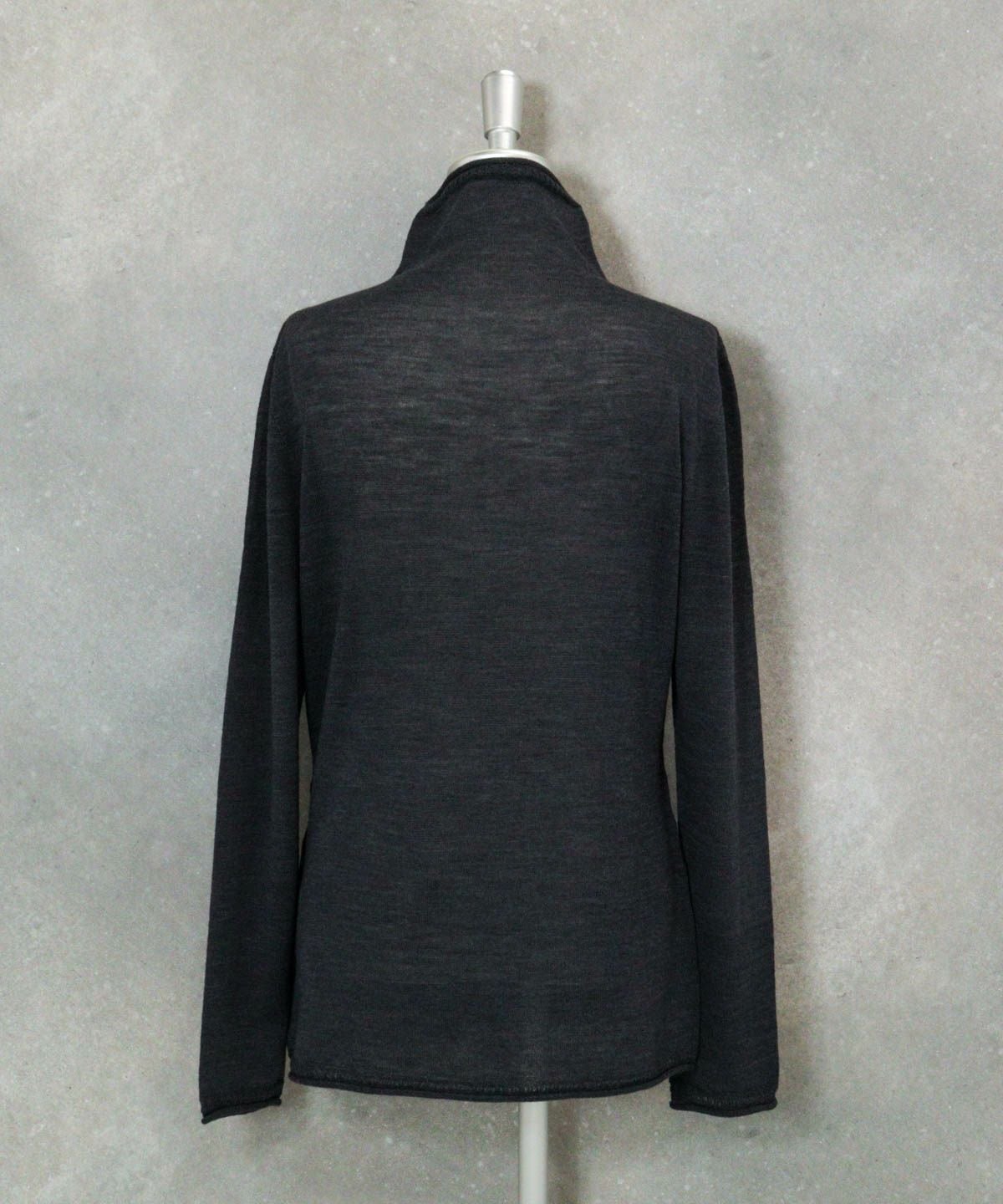 ウール100％ホールガーメントニット後（グレー）