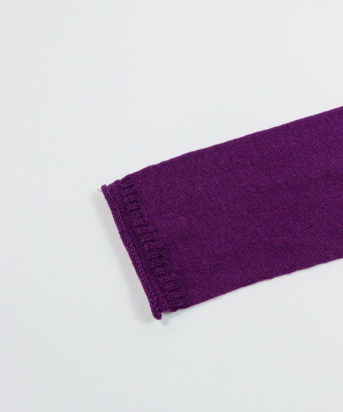 袖口部分（パープル）