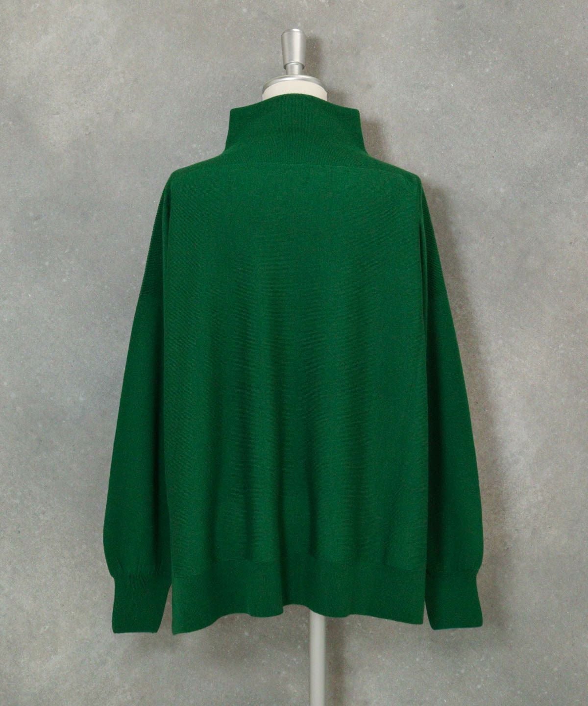 ウール100％ポイントストーンニット後（グリーン）