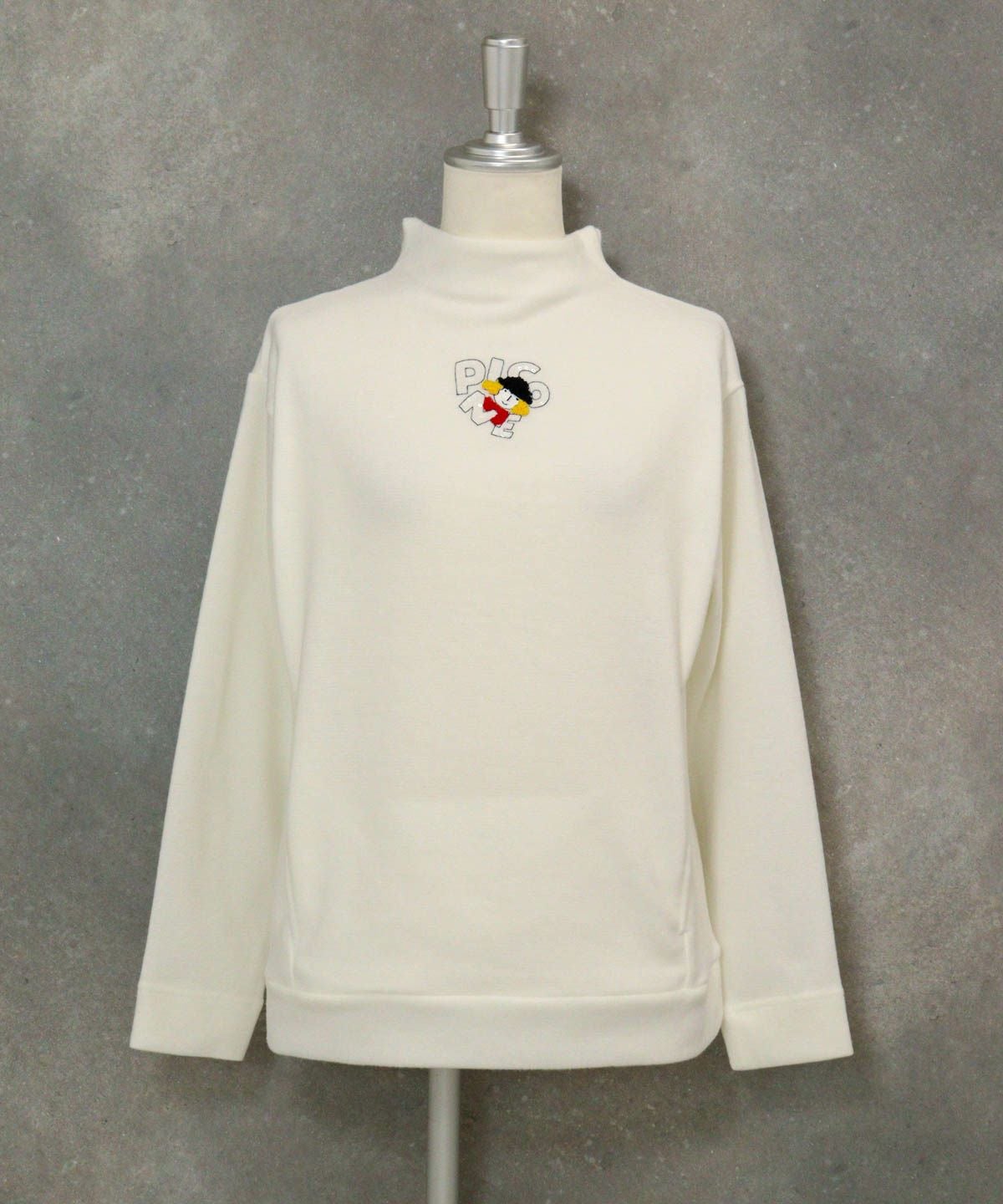 スパンコール刺繍起毛プルオーバー（ホワイト）