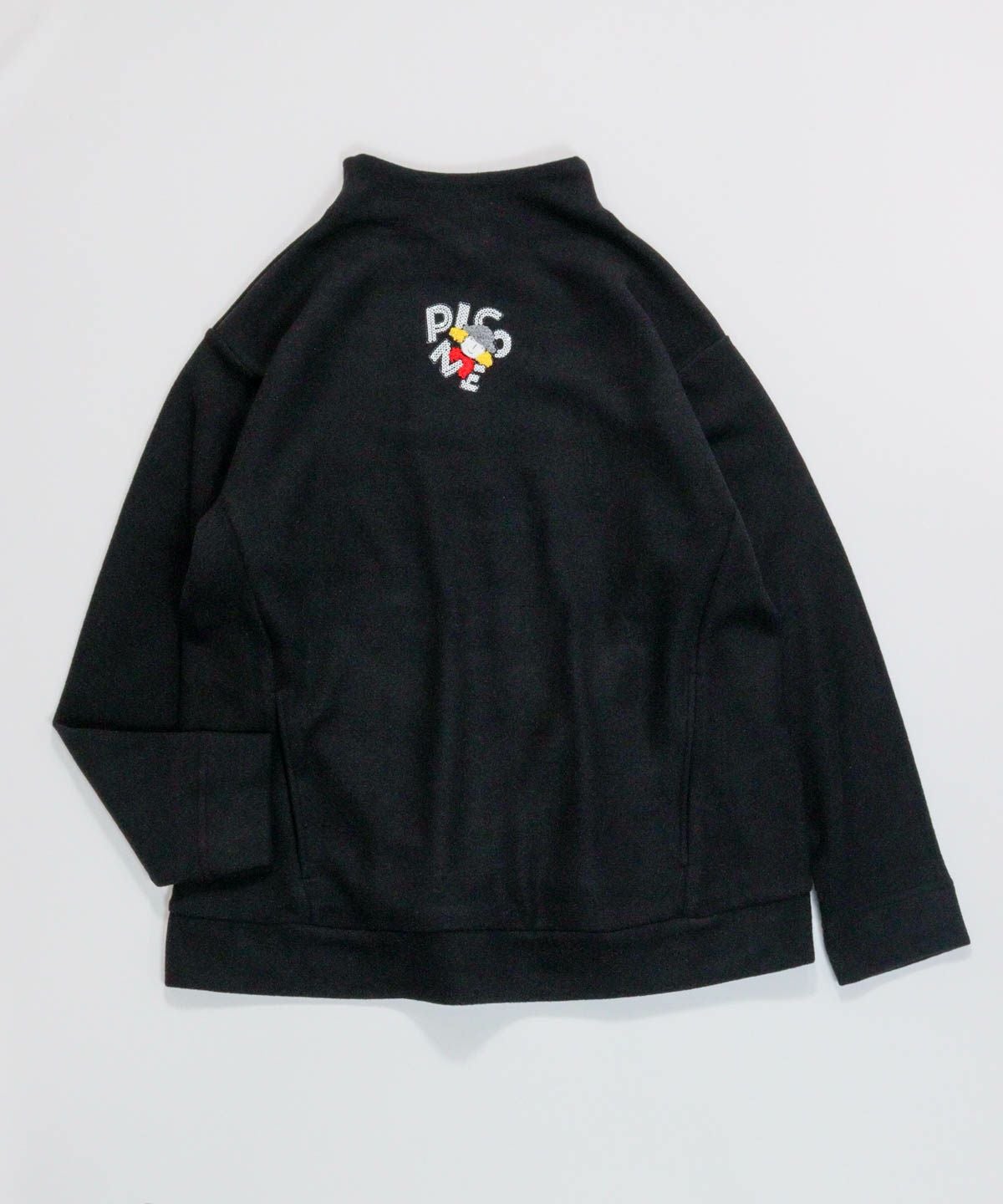 スパンコール刺繍起毛プルオーバー（ブラック）