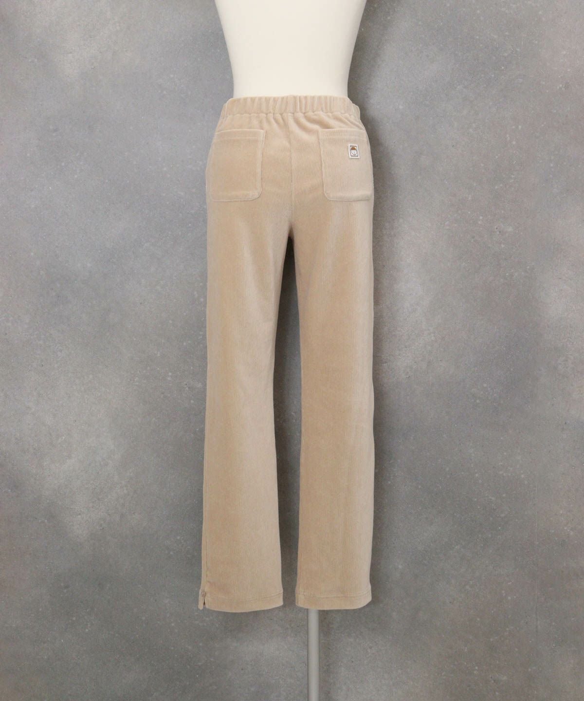 コーデュロイレギンスパンツ(ベージュ)後ろ