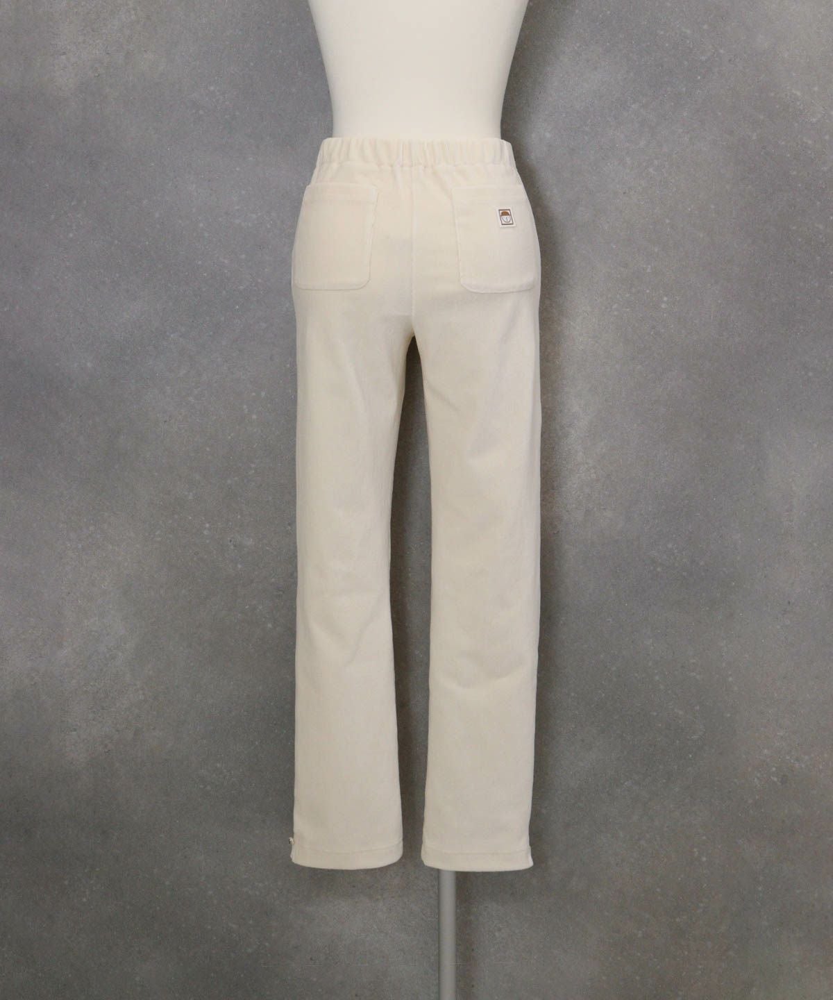 コーデュロイレギンスパンツ(ホワイト)後ろ