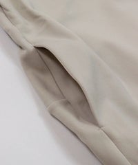 ポケット部分（ライトグレー）