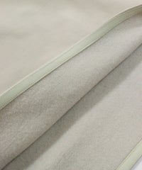 裏地部分（ライトグレー）