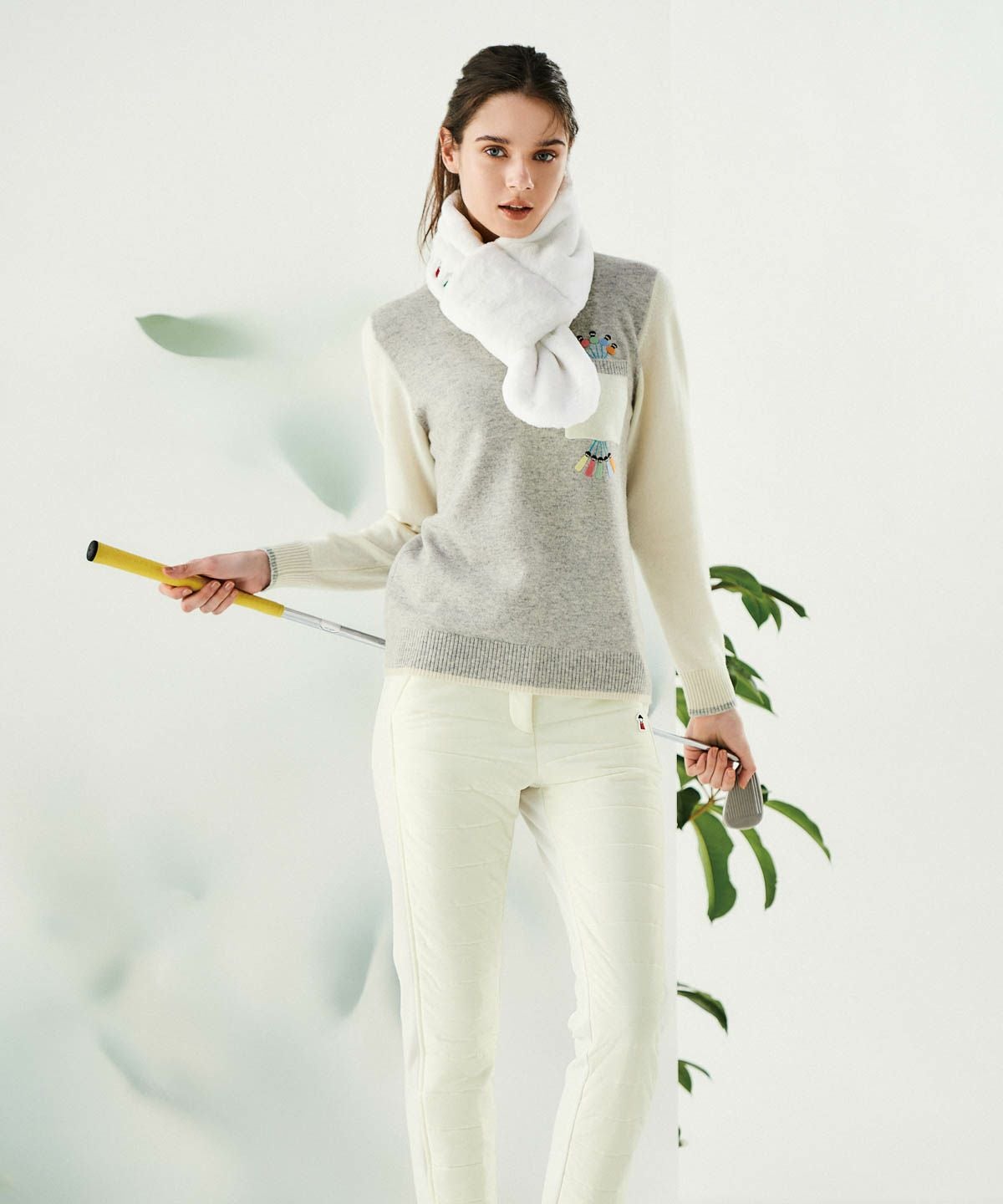 モデル着用画像（ホワイト）