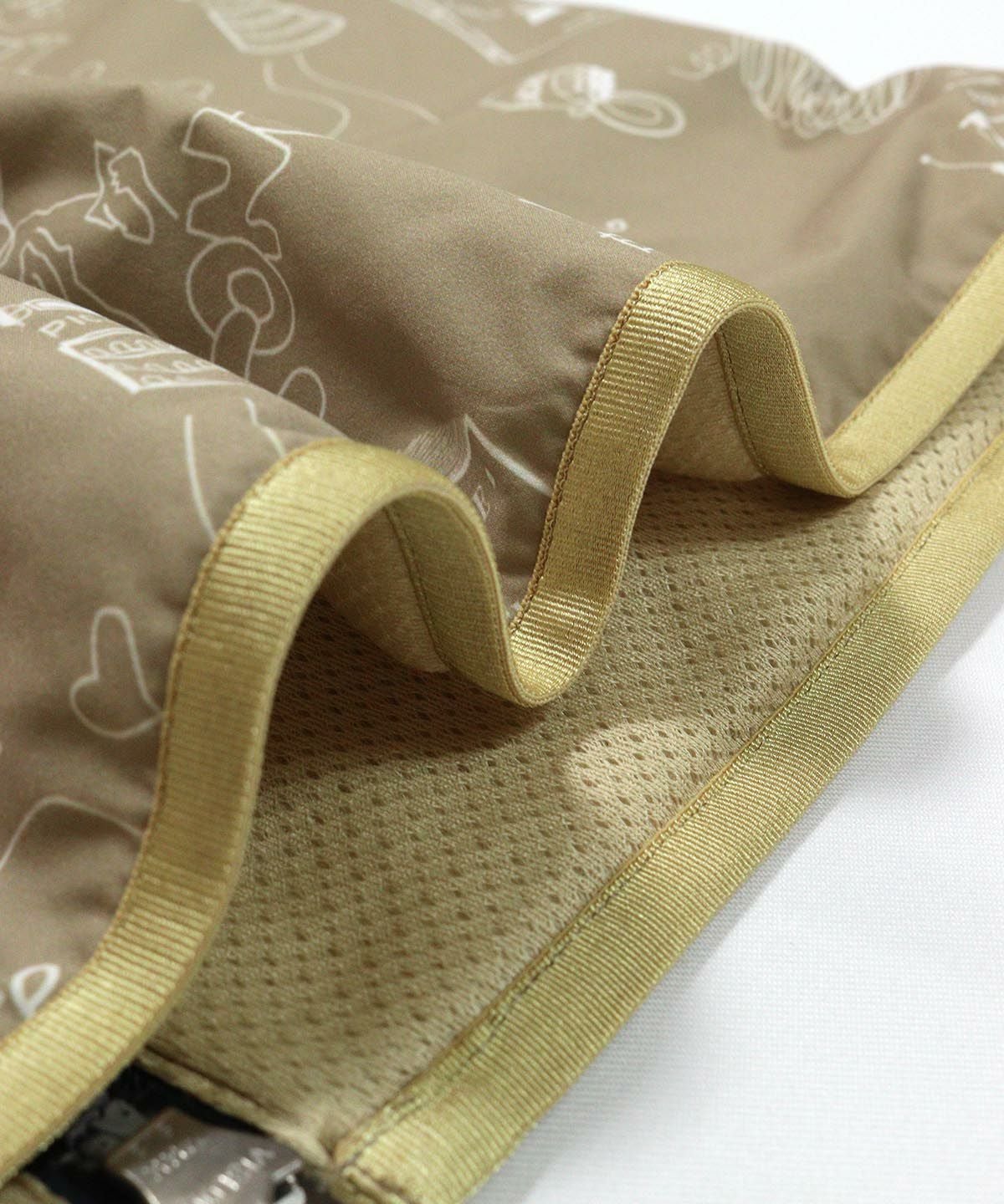 生地感(ベージュ)