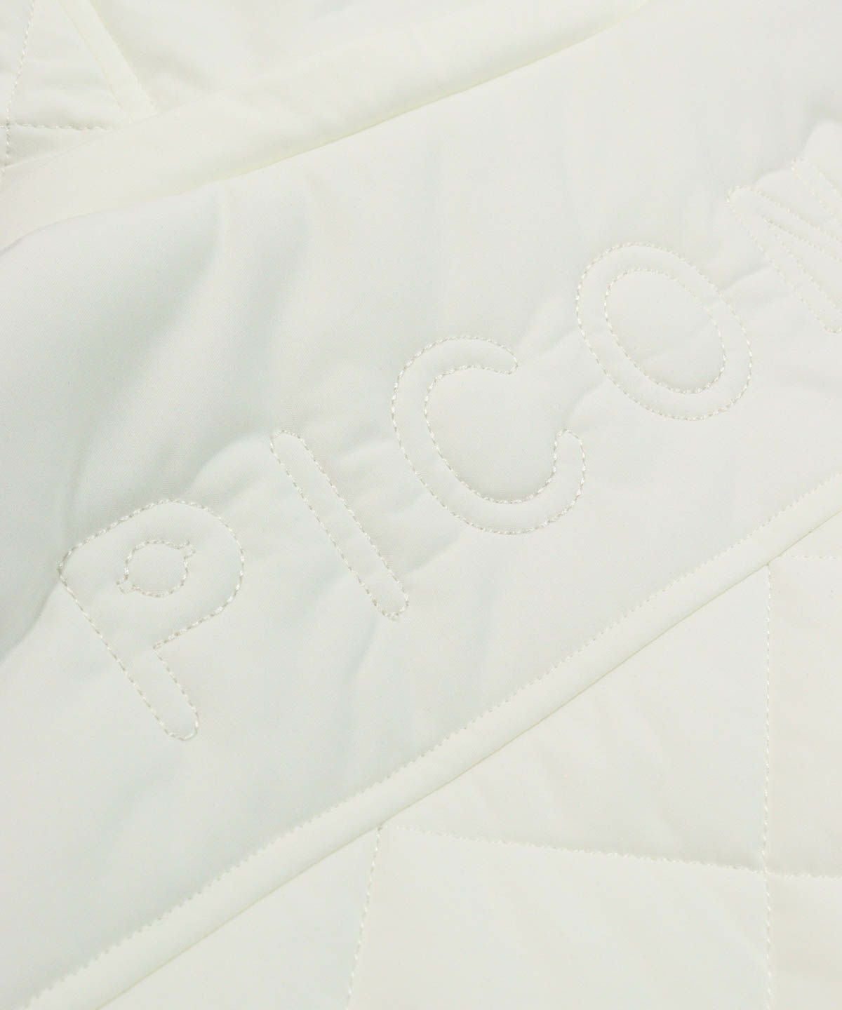 背中側ロゴ(ホワイト)