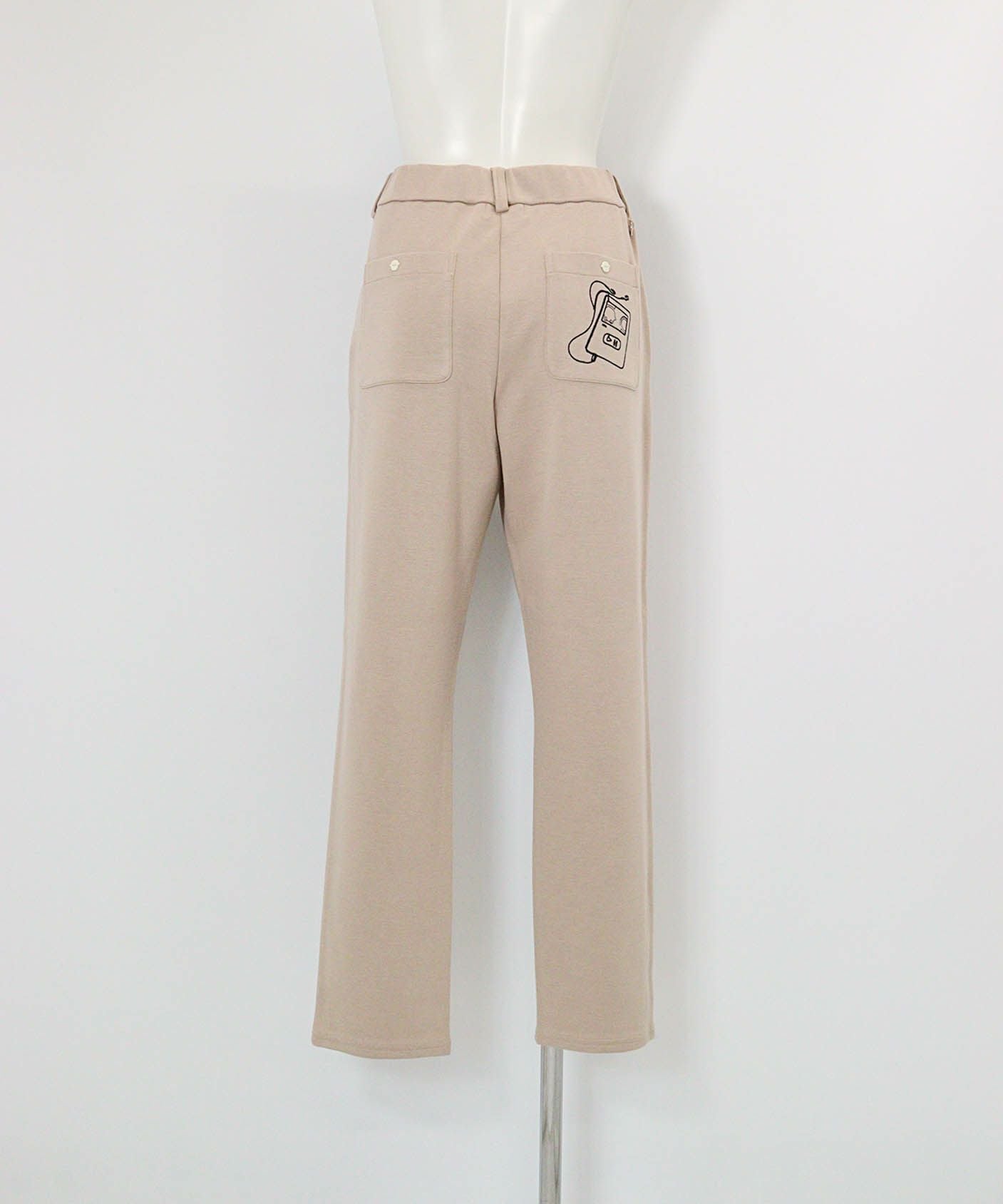 発熱保温モックロディジャージーパンツ(ベージュ)後ろ