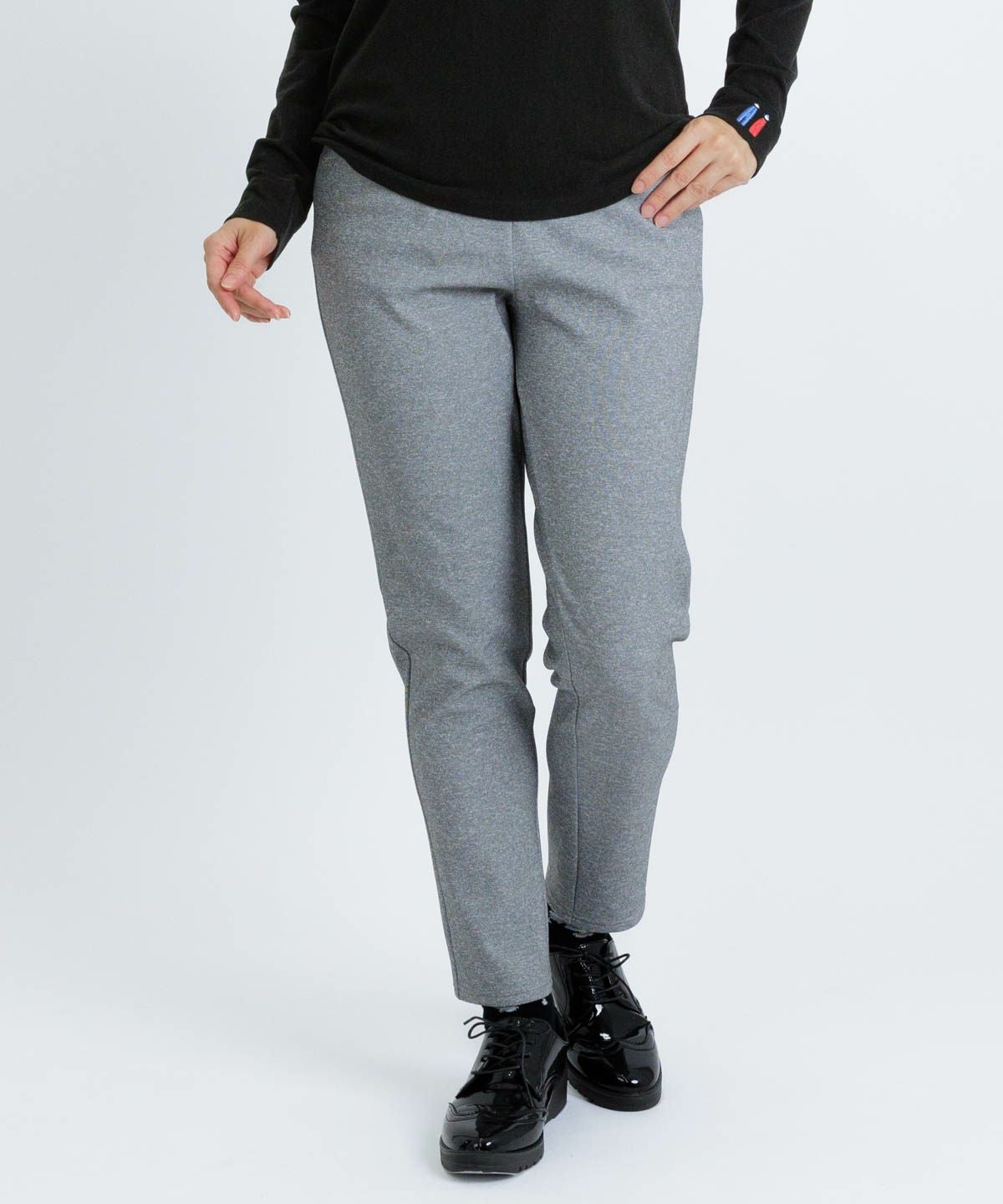 モデル着用画像（グレー）