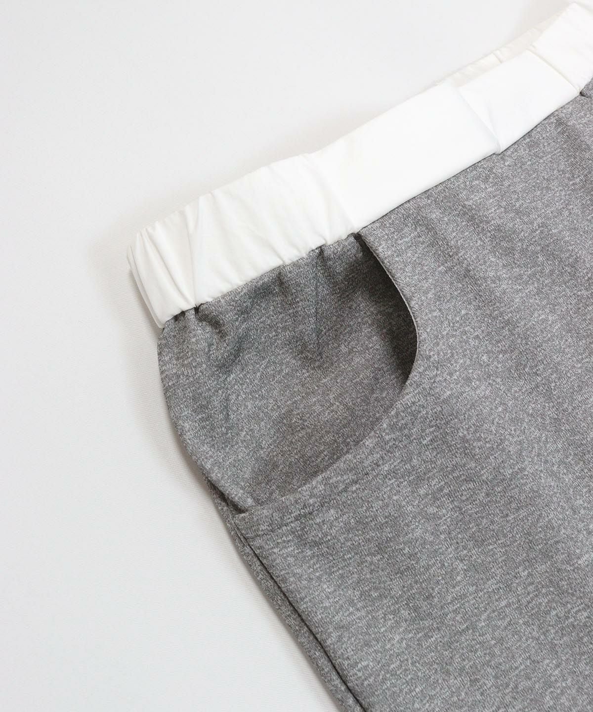 ポケット部分（グレー）