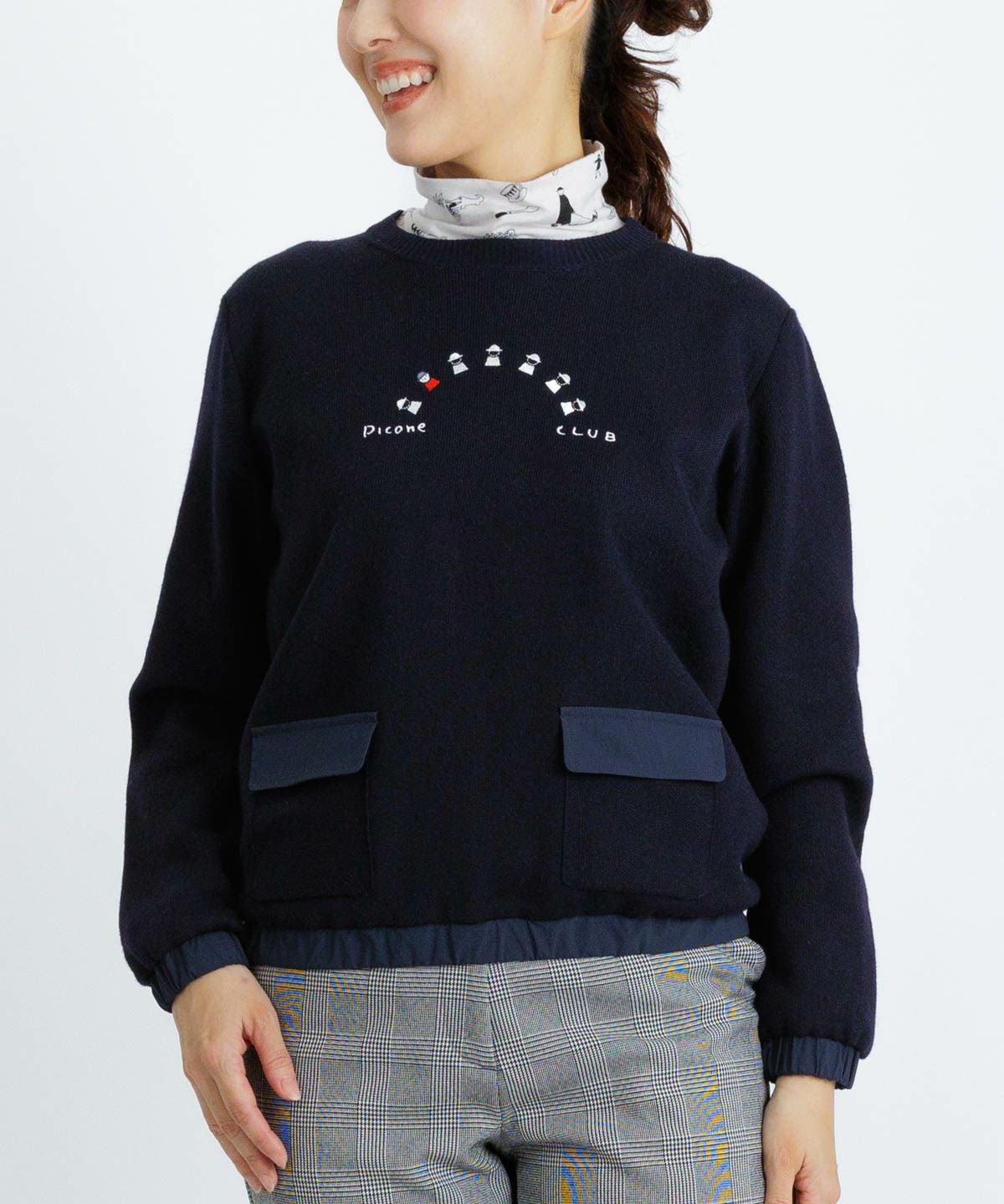 モデル着用画像（ネイビー）