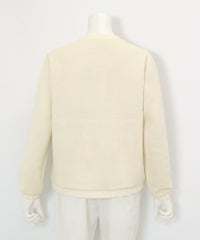 蓄熱保温ダブルポケットプルオーパー後（ホワイト）