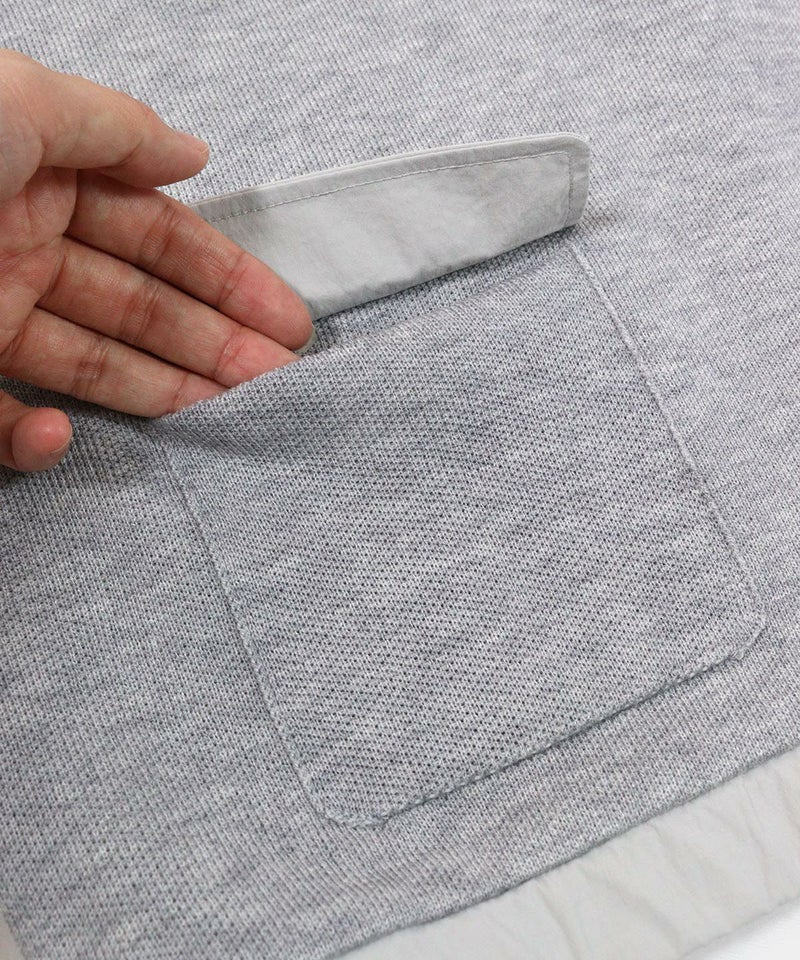 ポケット部分（ライトグレー）