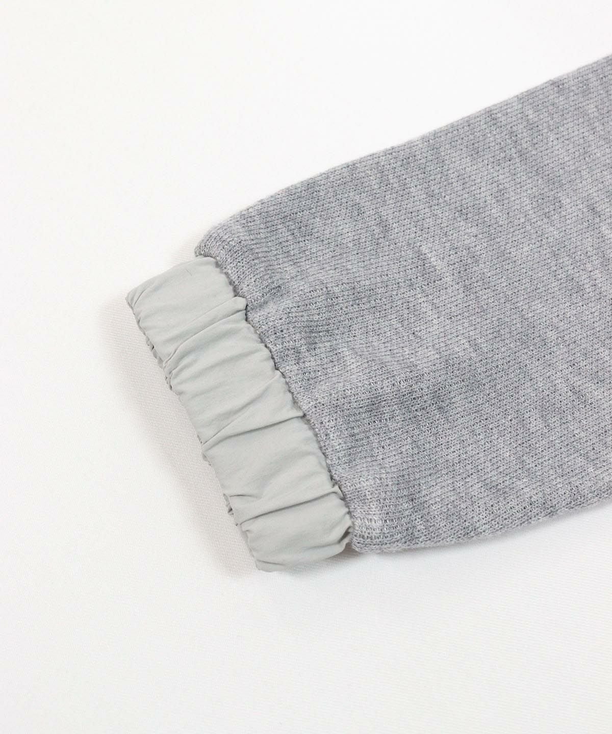 袖口部分（ライトグレー）