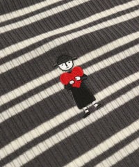 デザイン部分（グレー）