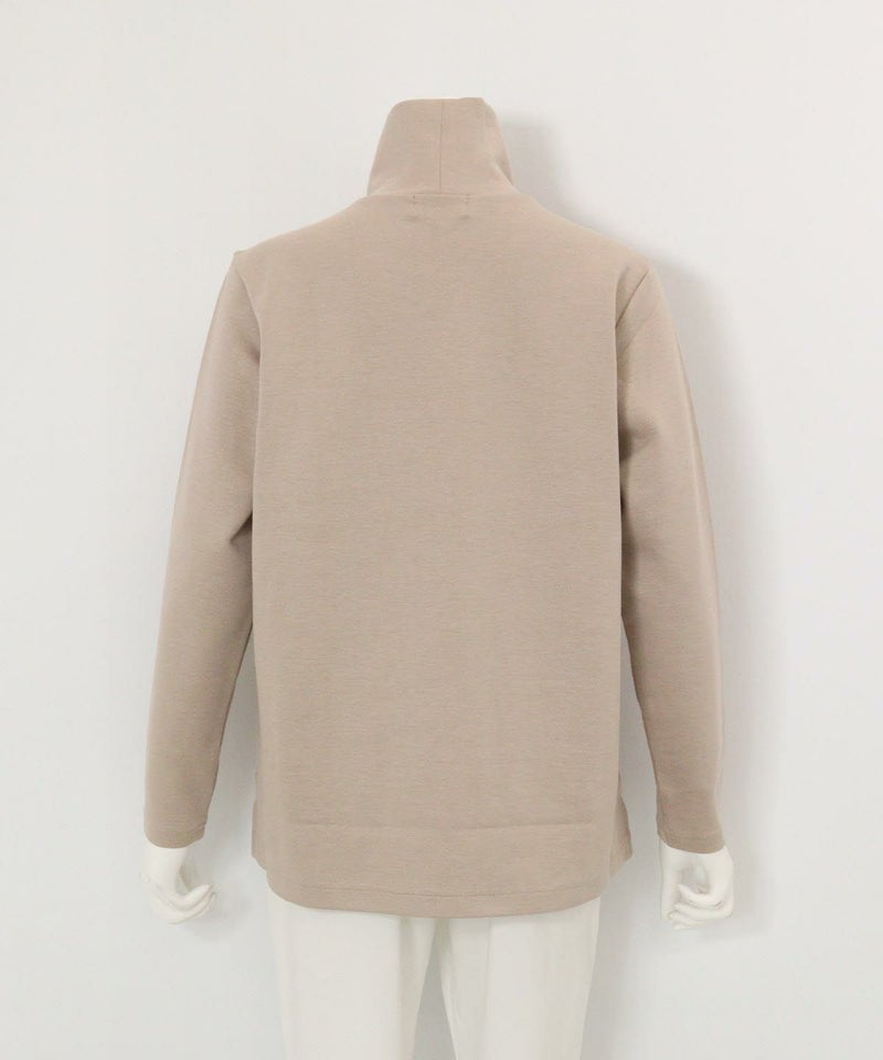 発熱保温モックロディチュニック(ベージュ)後ろ