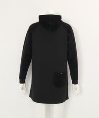 フワリ刺繍発熱チュニック丈パーカー(ブラック)後ろ