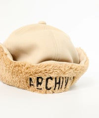 ロゴデザイン部分(ベージュ)