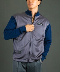 モデル着用画像（グレー）