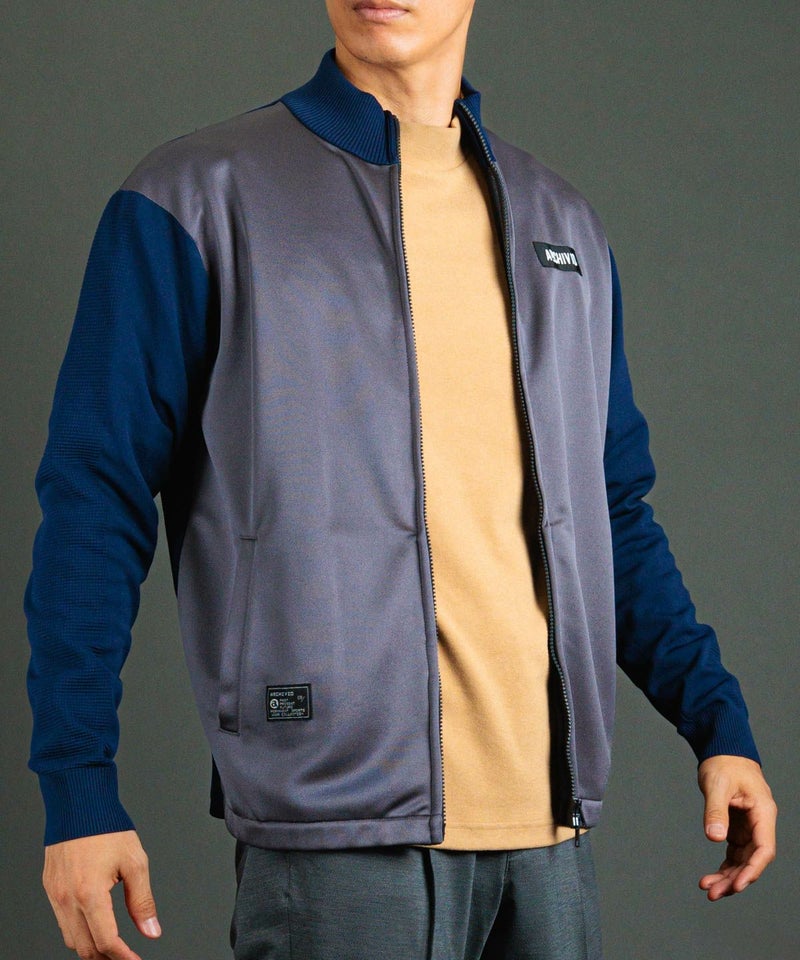 モデル着用画像（グレー）