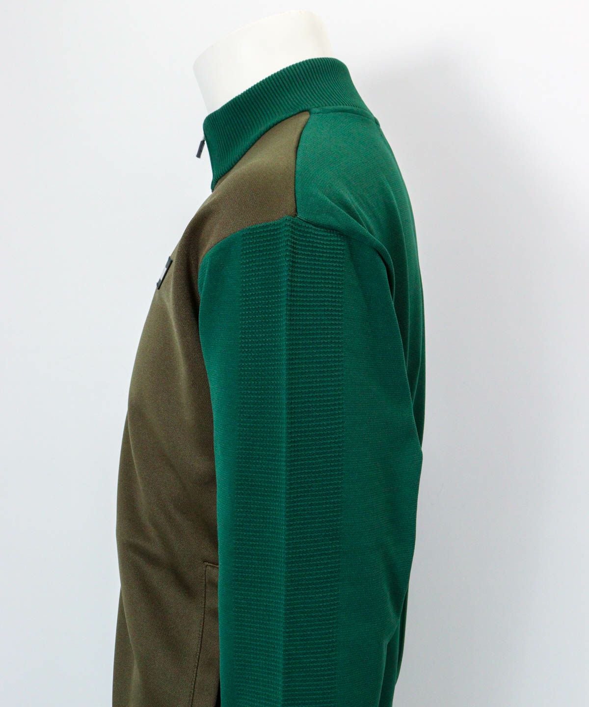 袖部分（グリーン）