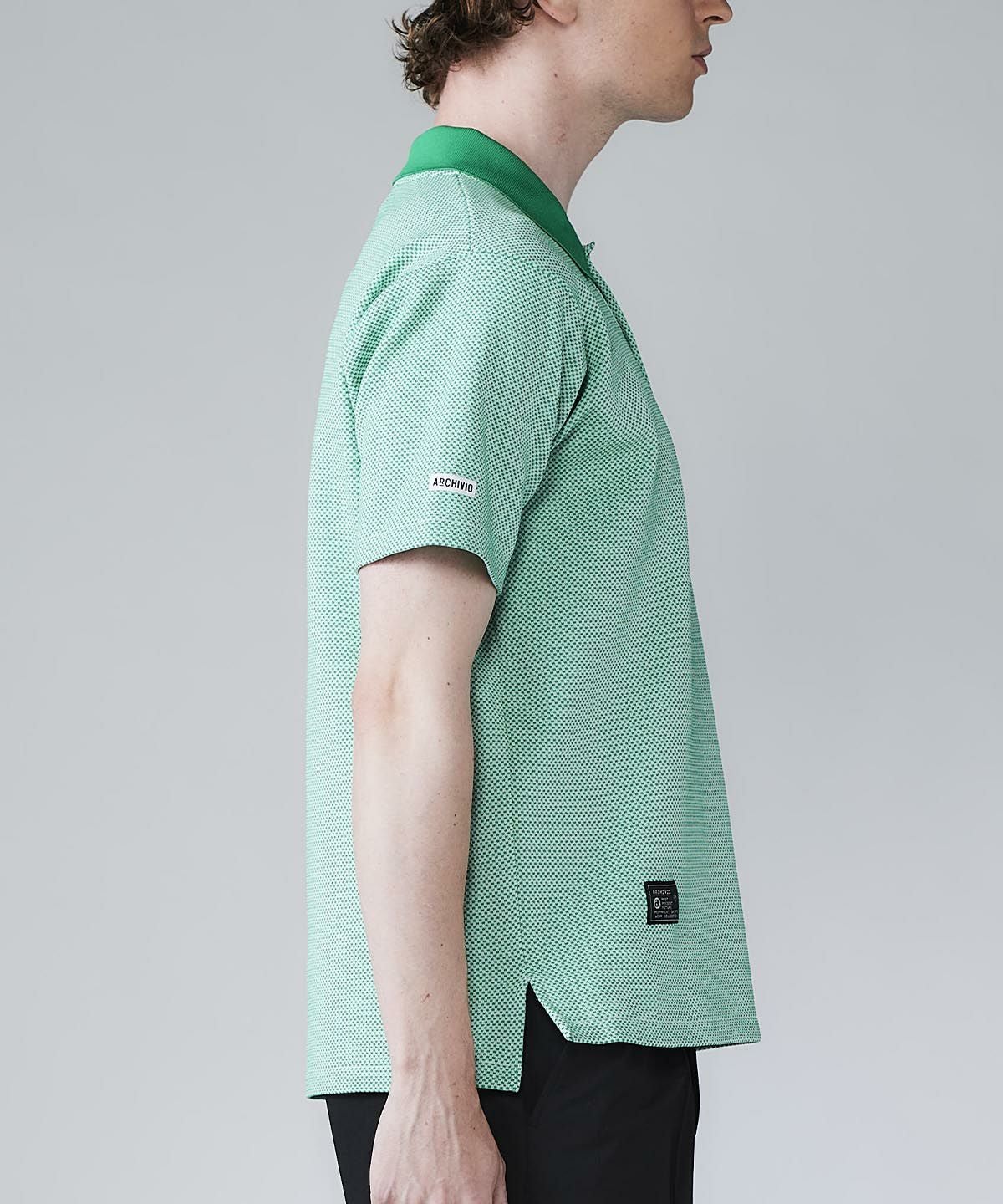 モデル着用画像（グリーン）