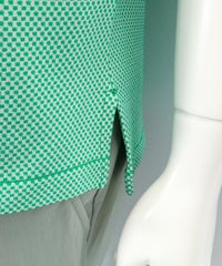 裾スリット部分（グリーン）