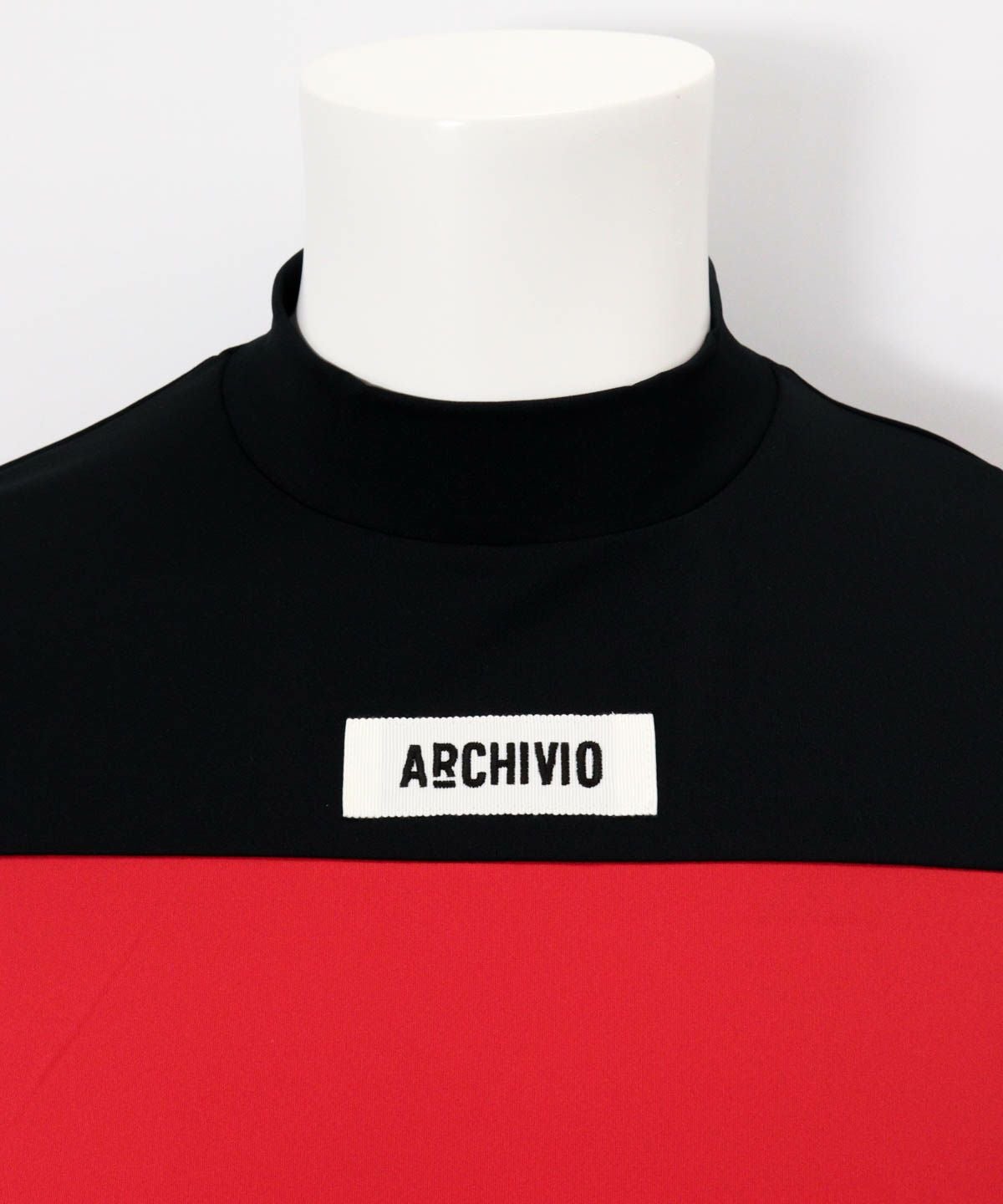 首元部分（レッド）