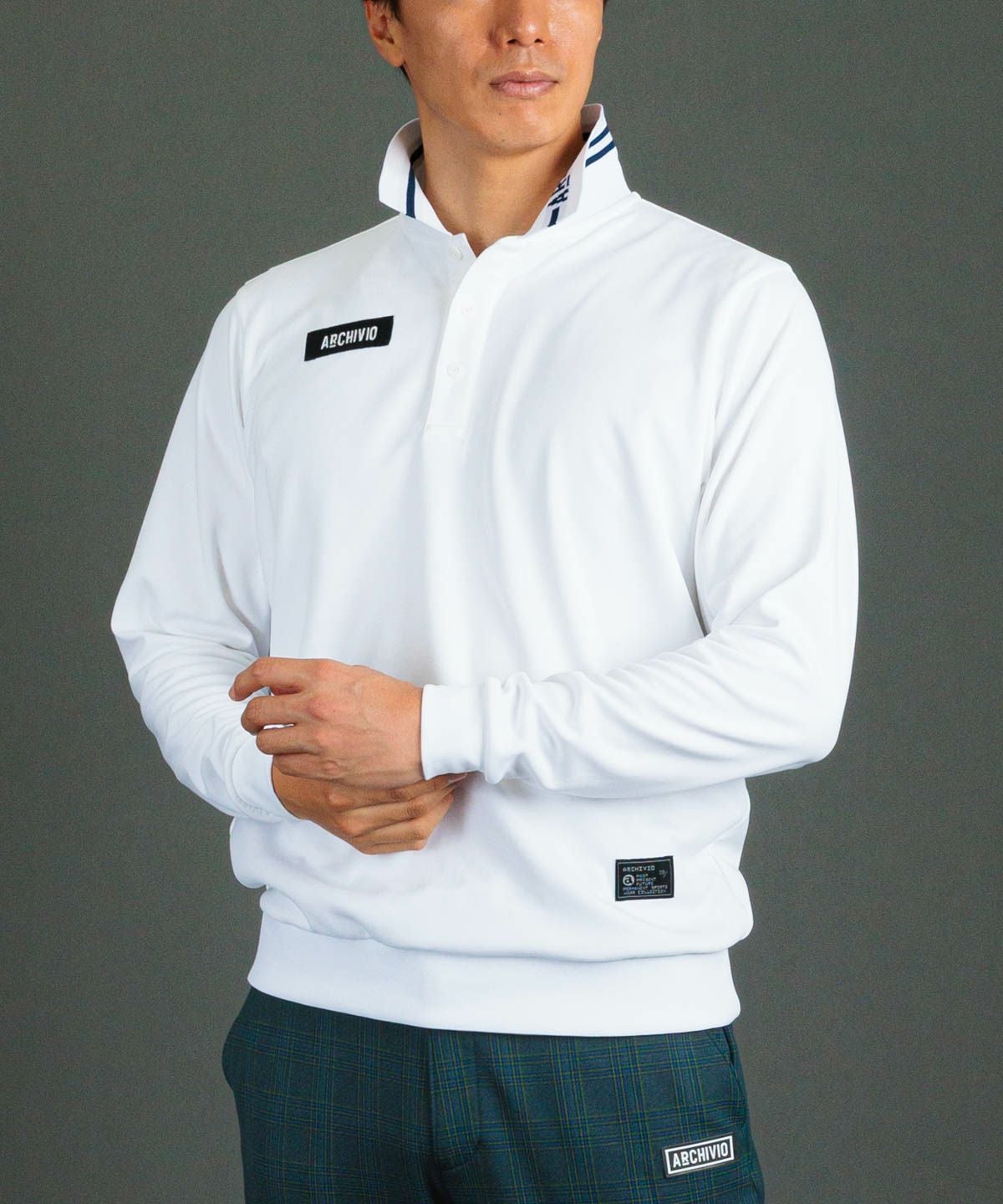 モデル着用画像（ホワイト）