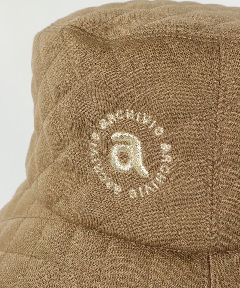 刺繍アップ部分（ベージュ）