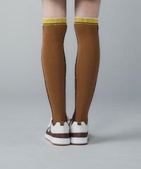 モデル着用画像（キャメル）