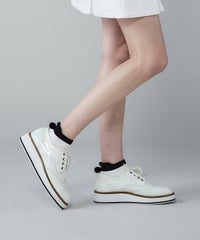 モデル着用画像（ブラック）