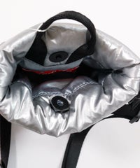 内側部分（ライトグレー）